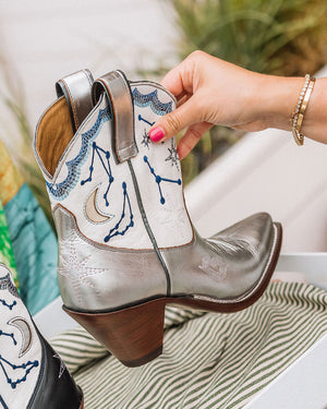 Starlet Boot Metallic Silver/White Women’s Cowboy Boots | Besita Boots