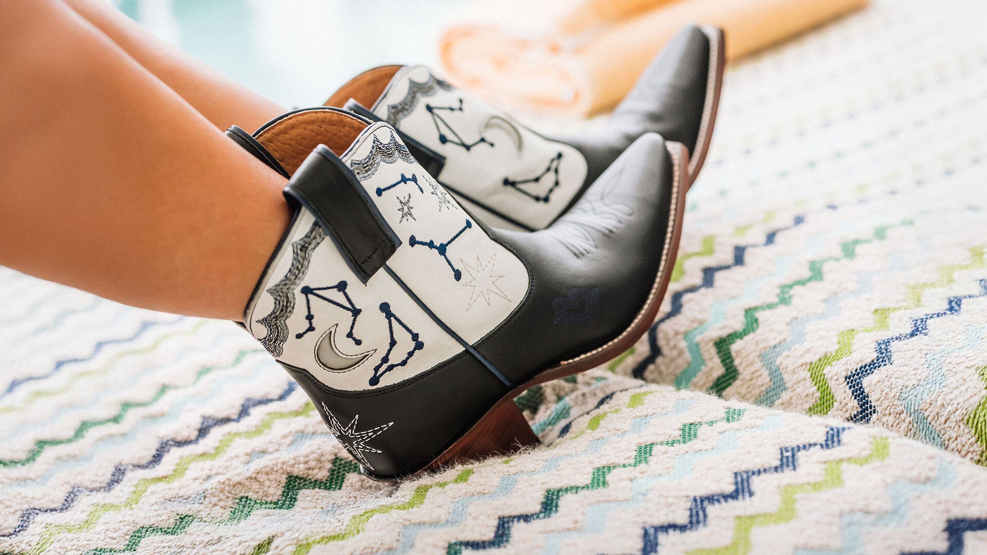 Starlet - Black/White | Women's Cowboy Boots | Besita Boots