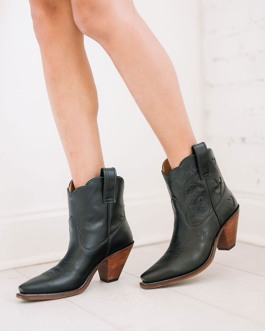 Lucky Boot Black Women’s Cowboy Boots | Besita Boots