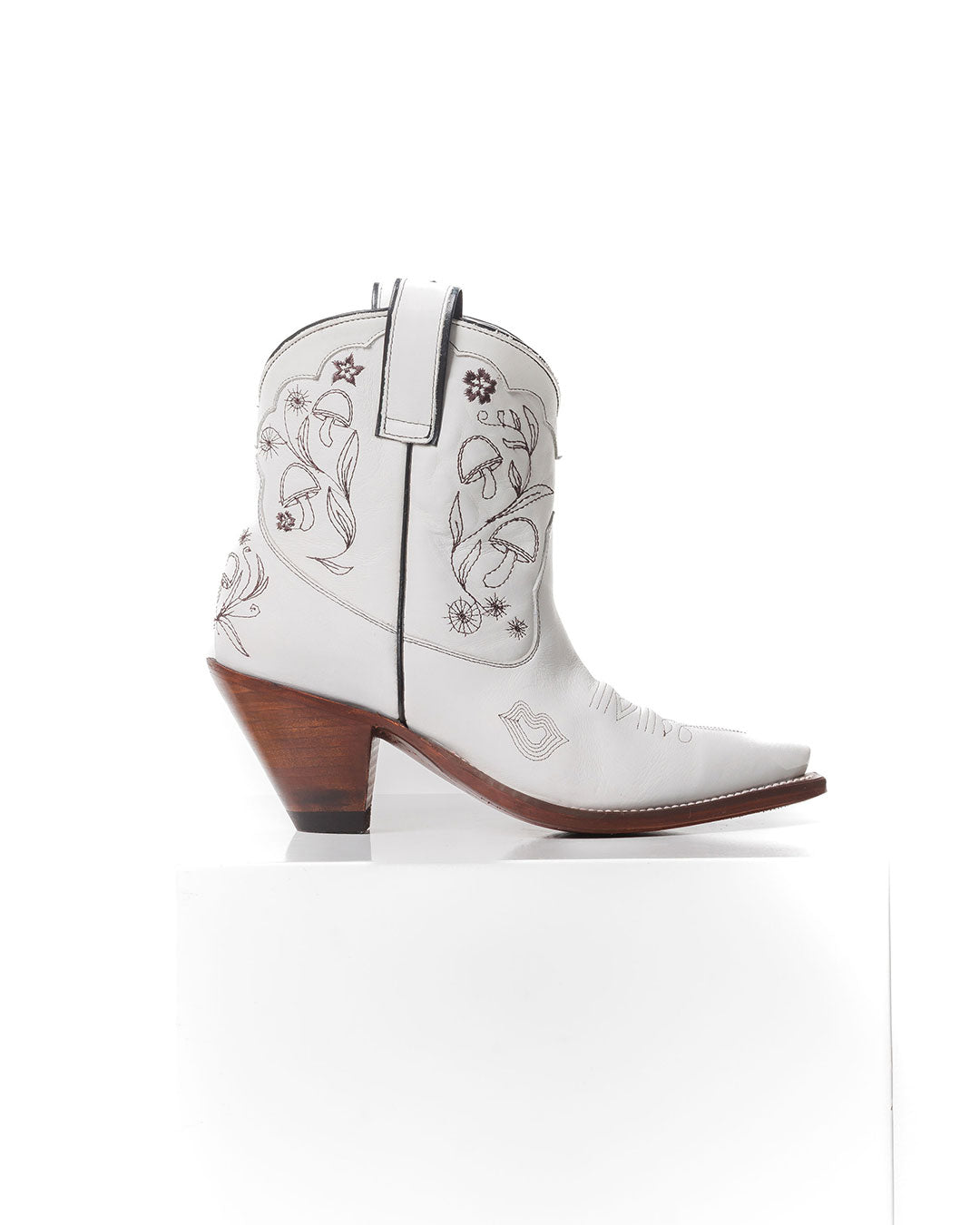 Mystical Boot White/Black Women’s Cowboy Boots | Besita Boots